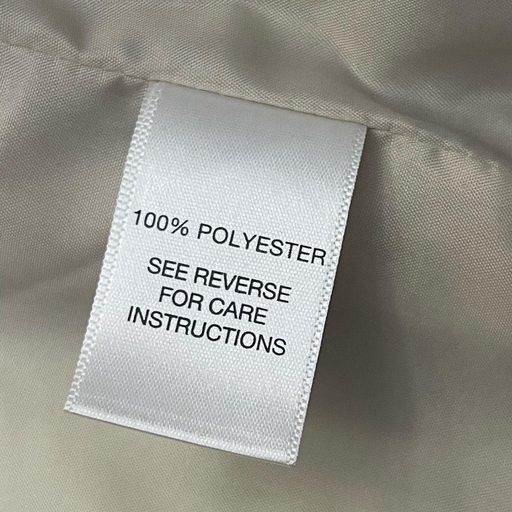 Chic Cream Quilted Utility Jacket - image 3